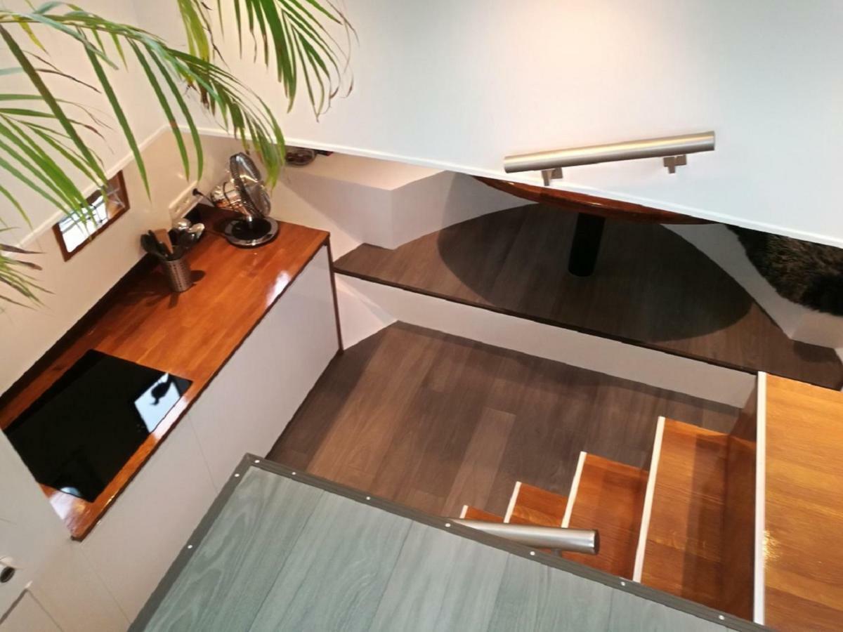Houseboat Rose Apartment Amsterdam Bagian luar foto